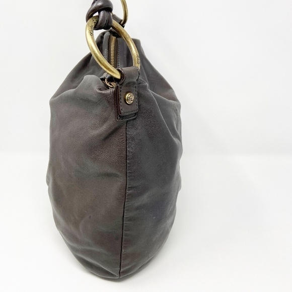 KATE LANDRY | Embossed Leather Shoulder Bag - Picture 5 of 16